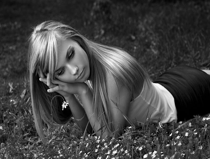 Everything Will Be Alright Girl Grass Black White HD Wallpaper Peakpx