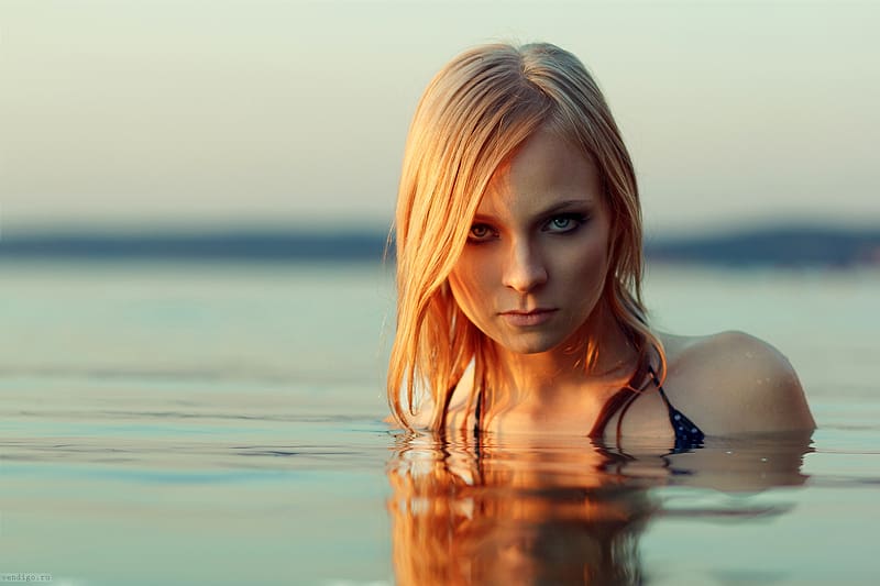 Water Reflection Blonde Model Women Blue Eyes Stare Hd Wallpaper