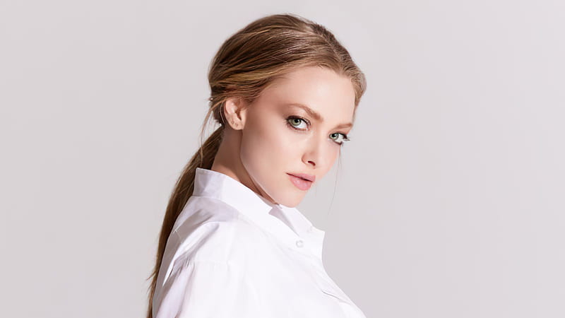 Actresses Amanda Seyfried Girl Actress American Blonde Green Eyes