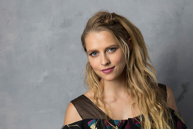 Blonde Blue Eyes American Celebrity Actress Teresa Palmer HD