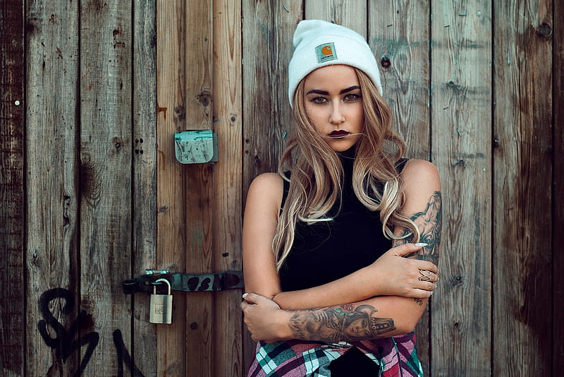 Models Model Blonde Brown Eyes Girl Hat Lipstick Tattoo Woman