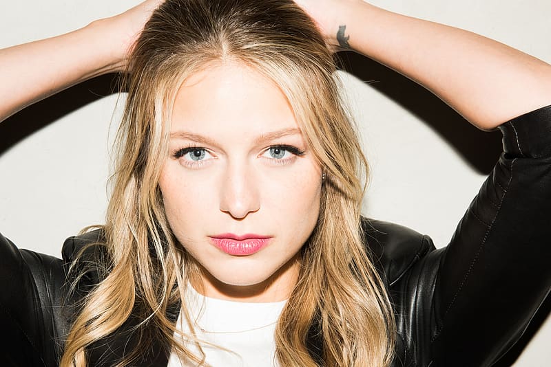 Blonde Face Blue Eyes American Celebrity Actress Melissa Benoist