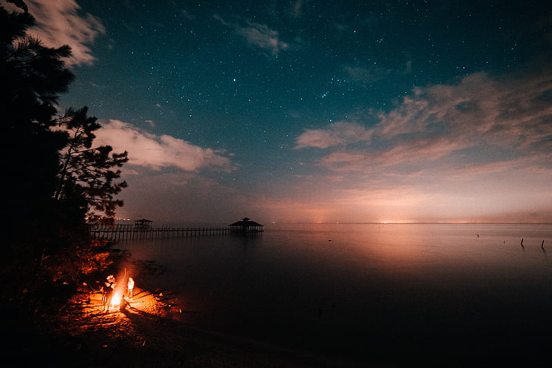 Bonfire Starry Night, beach, fire, cloud, bonfire, ocean, sky, sea, night, HD wallpaper