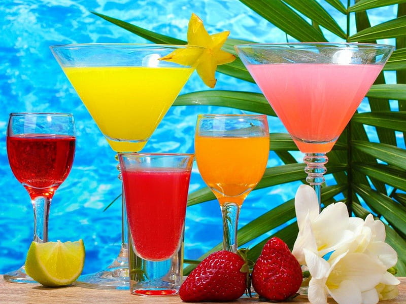 Summer time, pretty, colorful, palm, cocktails, bonito, flowers, strawberries, drink, blue, lovely, juice, time, pool, lemon, water, cool, berries, strong, summer, HD wallpaper