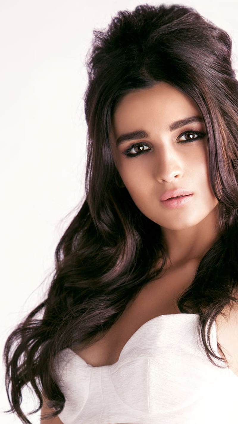 Alia In White, dreamgirl, celebrity, bollywood, indian actress, bonito,  cute, HD phone wallpaper | Peakpx