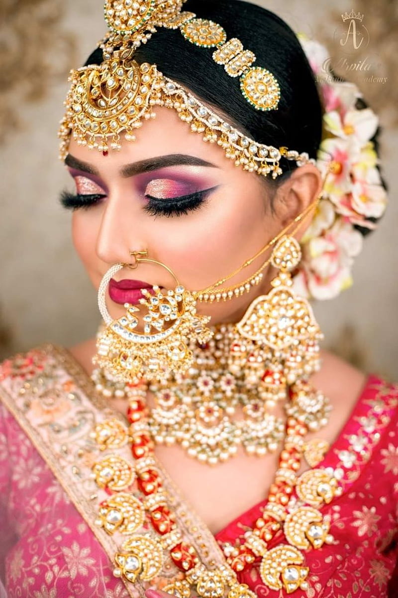 Elo Castelli on Maquillage Bollywood in 2022. Bridal makeup , Bridal makeup salon, Bridal jewelry sets brides, Indian Makeup, HD phone wallpaper