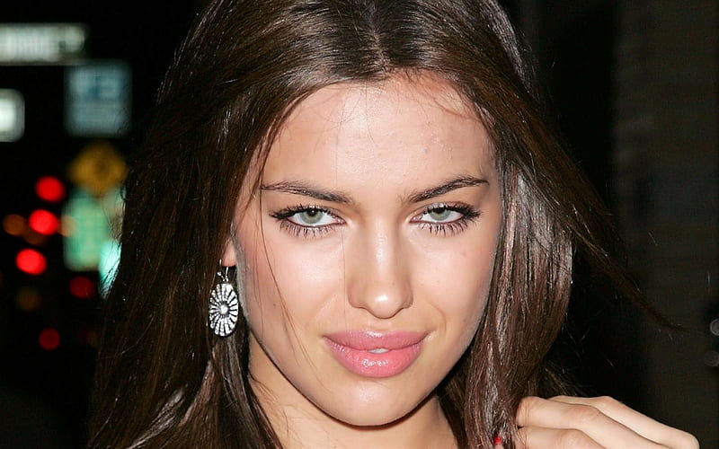 Irina Shayk Sensual Stunning Irina Shaykhlislamova Green Eyes