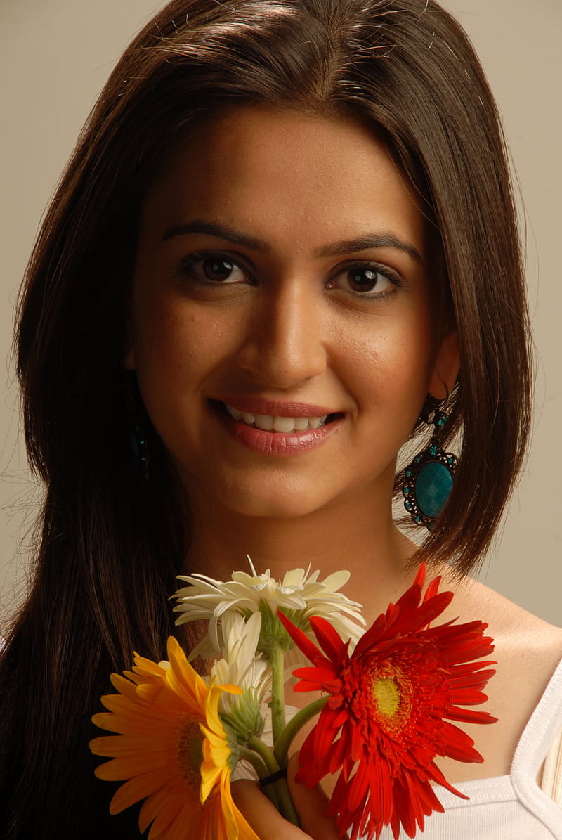 Kriti Kharbanda, actress, bollywood, kriti, HD phone wallpaper