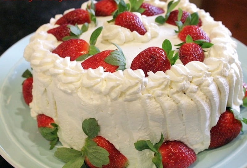 Pastel de cumpleaños feliz, rojo, fresas, blanco, feliz, pastel, verde,  birtay, Fondo de pantalla HD | Peakpx