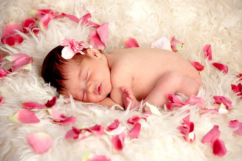 Newborn Baby Beauty Sleep Cutest Hd Wallpaper Peakpx - Cute New Born Baby Girl Hd Wallpaper