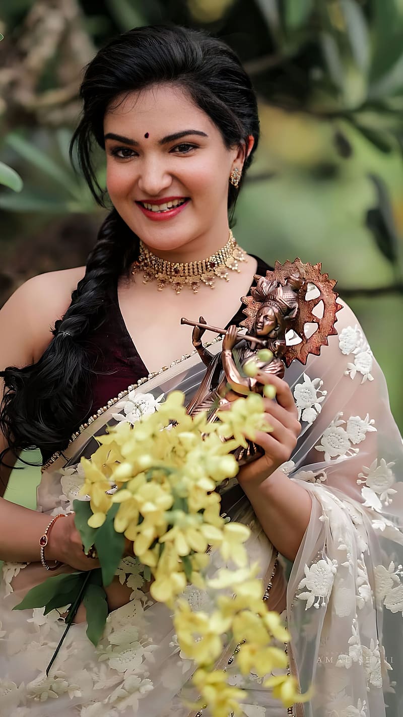 Honey Rose, malayalam actress, saree beauty, saree queen, HD phone wallpaper
