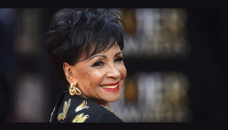 DAME SHIRLEY BASSEY, DBE, EARRINGS, JEWELRY, BEAUTIFUL SMILE, DARK HAIR ...