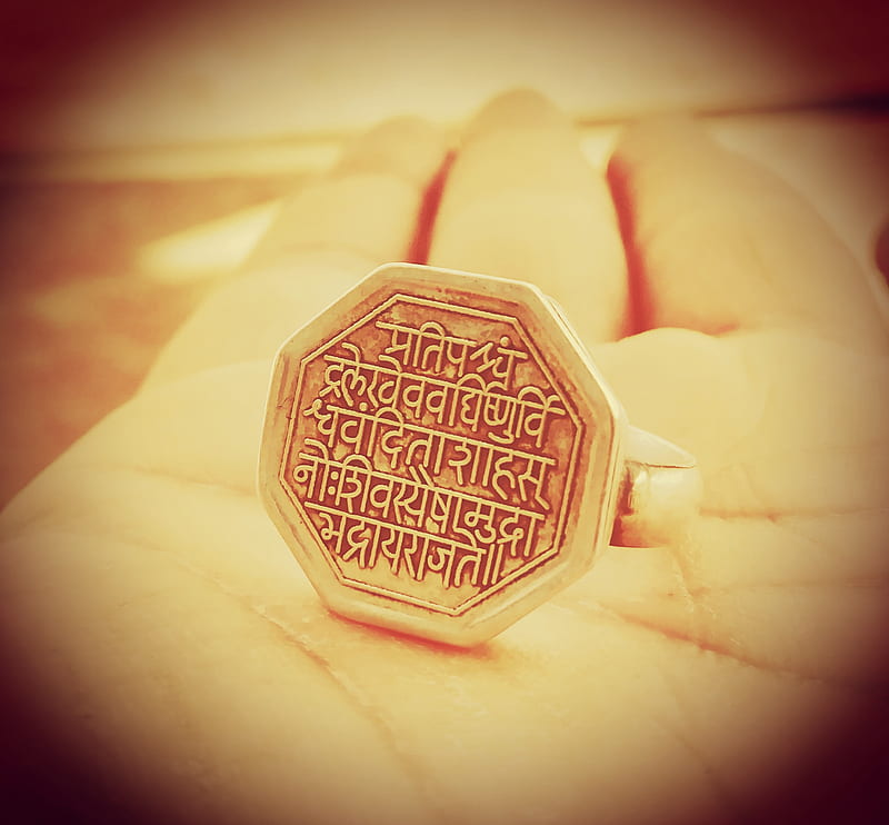 The Royal Rajmudra Ring! 5 to 7 grams. Purity - 916 Hallmark Download  Pravesh Gold App For More Designs.. 😇 Do visit Pravesh Gold or… | Instagram