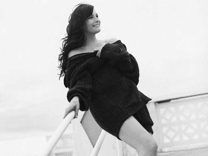 Liv Tyler, black sweters, pretty, female, actress, black and white, smiling, sexy pic, HD wallpaper