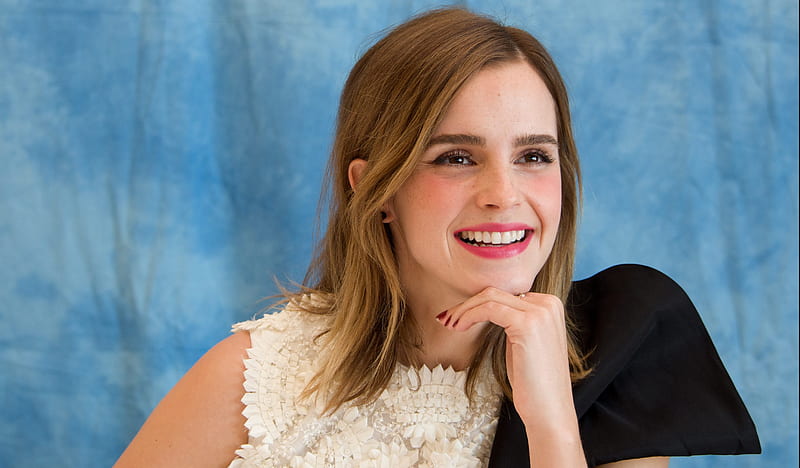 Emma Watson Cute Smile, emma-watson, celebrities, girls, HD wallpaper