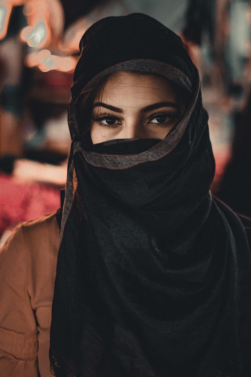 woman in black hijab standing, HD phone wallpaper