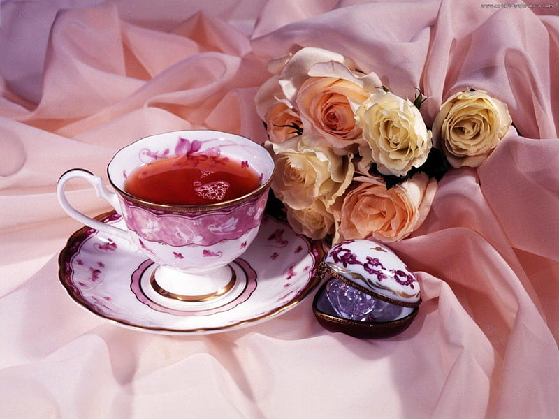 Tea and Roses, still life, bouquet, tea time, flowers, roses, tea, teacup, HD wallpaper