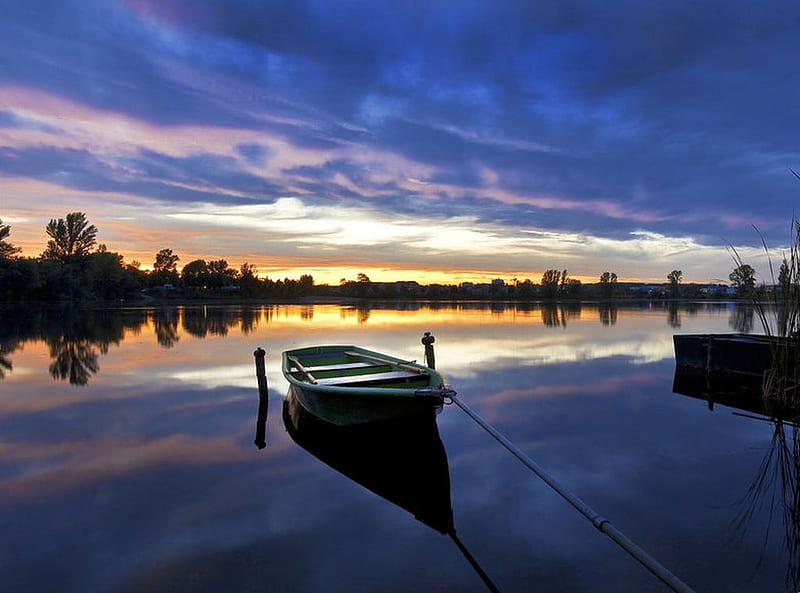 Silent_Boat, silent-boat, cool, in lake, HD wallpaper | Peakpx