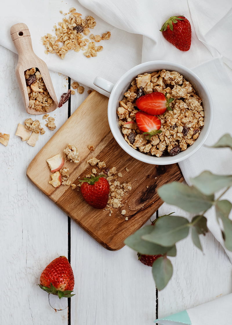 granola, strawberry, berries, bowl, breakfast, HD phone wallpaper