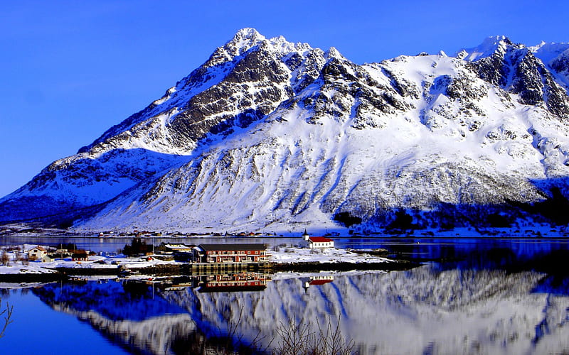 WINTER MOUNTAINS, houses, church, winter, a church, Lofoten, snow, mountains, cape, bay, Norway, HD wallpaper