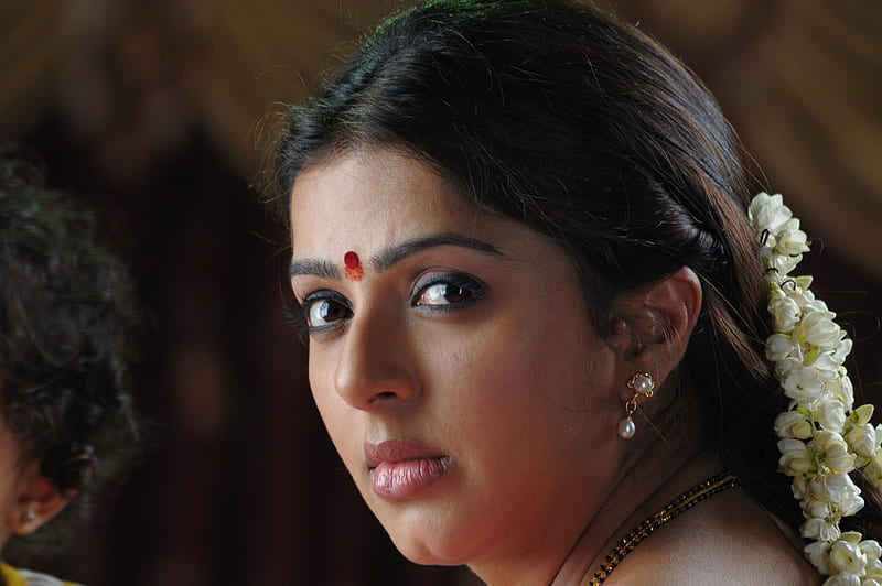 Bhumika Chawla, bhumika, actress, indian, tamil, chawla, south, HD wallpaper  | Peakpx