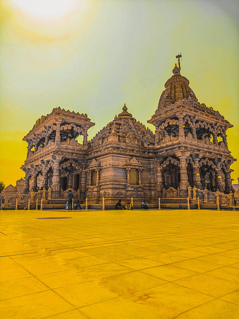 Iskcon Temple, krishna, monument, mathura, building, HD phone wallpaper |  Peakpx