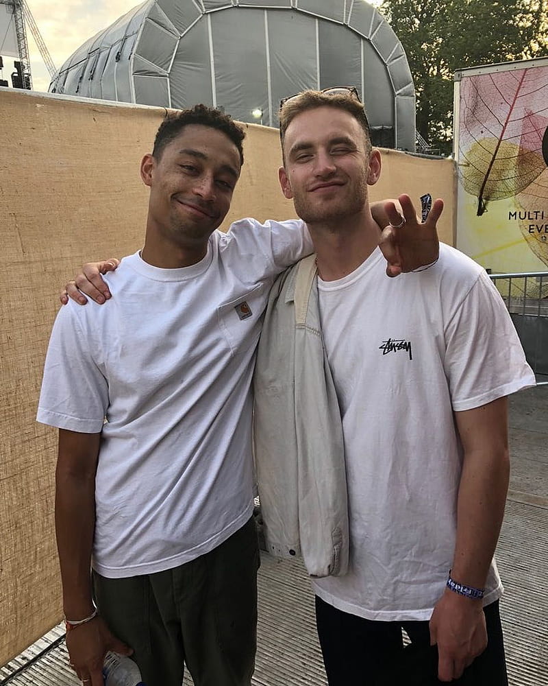 Loyle Carner Tom Misch. Tom misch, Men fashion casual outfits, Music print, HD phone wallpaper