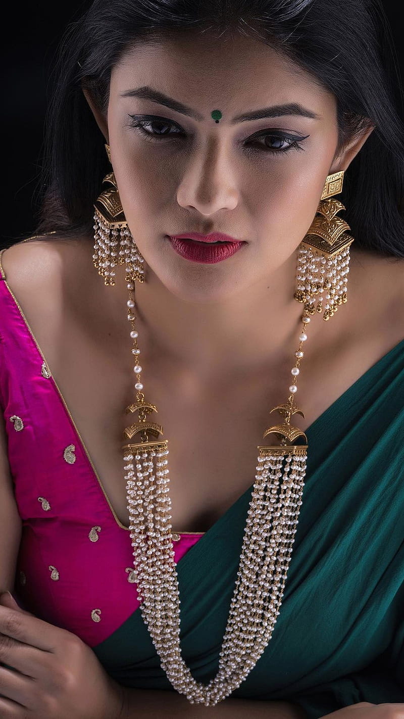 Kalpika Ganesh , model, saree addiction, HD phone wallpaper