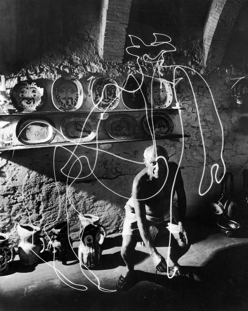 men, painters, lights, Pablo Picasso, indoors, monochrome, artwork, long exposure, vintage, portrait display, film grain, graphy, old , painting, dishes, HD phone wallpaper