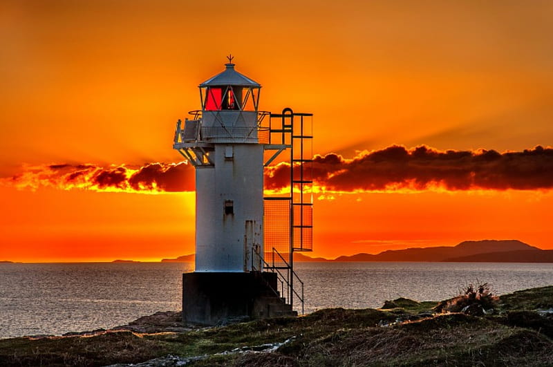 Lighthouse Sunset, architecture, orange, sunsets, lighthouses, nature, sky, HD wallpaper