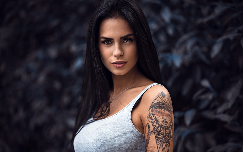 Tattoo Girl On Motorcycle, girls, model, motorcycle, tattoo, HD wallpaper |  Peakpx
