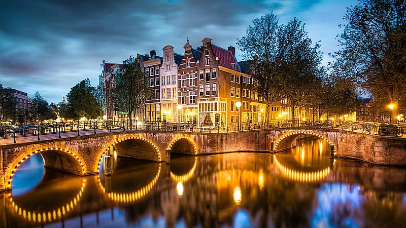 Bridge over Keizersgracht Canal, Amsterdam, Holland, canal, houses, trees, sky, bridge, nature, reflection, night, light, HD wallpaper