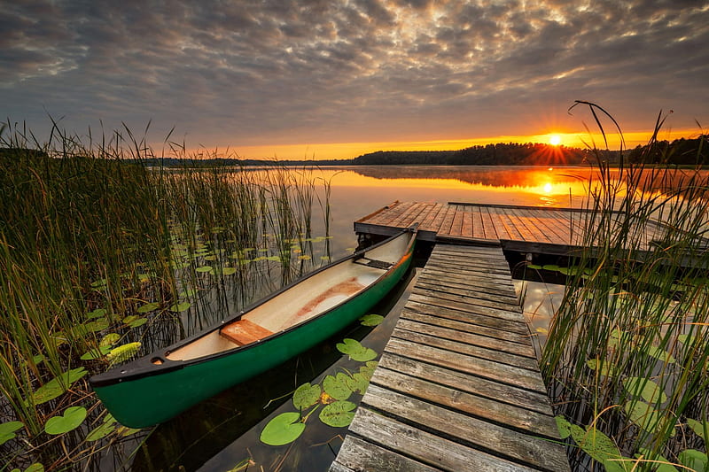 Canoe at sunset, boat, fiery, bonito, canoe, sunset, reflection, sky, lake, HD wallpaper