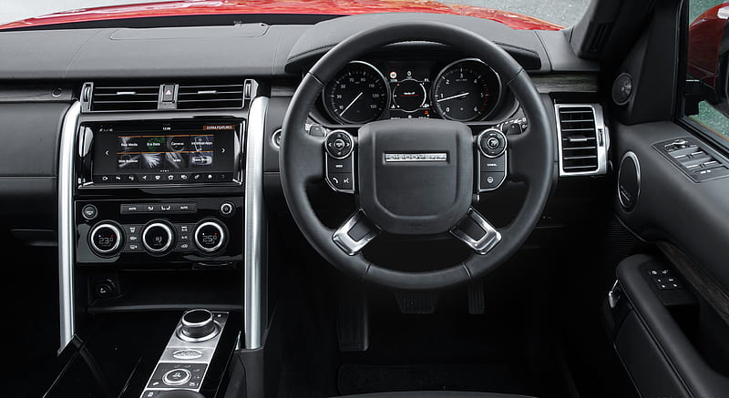 2018 Land Rover Discovery HSE (Color: Firenze Red) - Interior, Cockpit , car, HD wallpaper