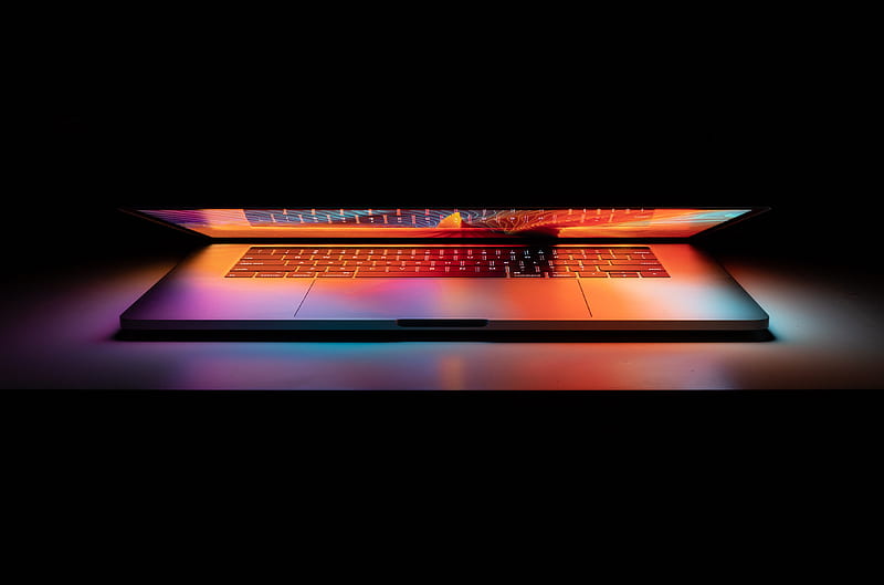 MacBook Pro on white surface, HD wallpaper