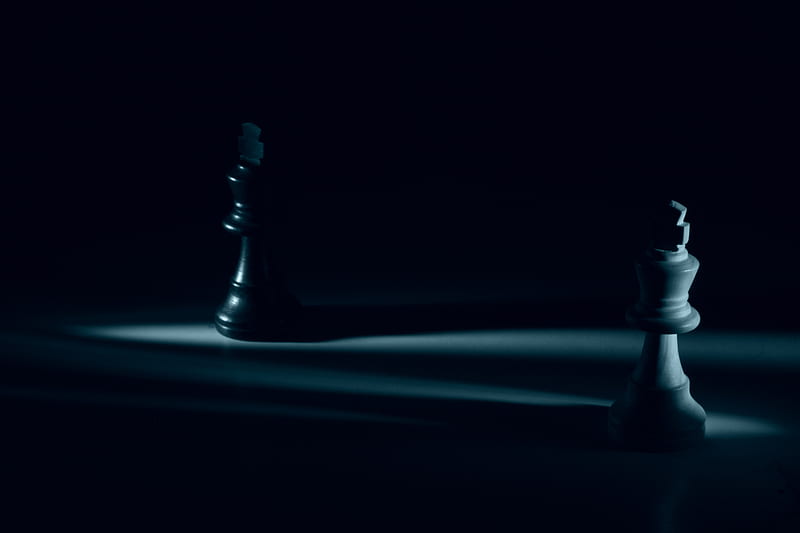 King, chess, sports, game, minimal, 720x1280 wallpaper