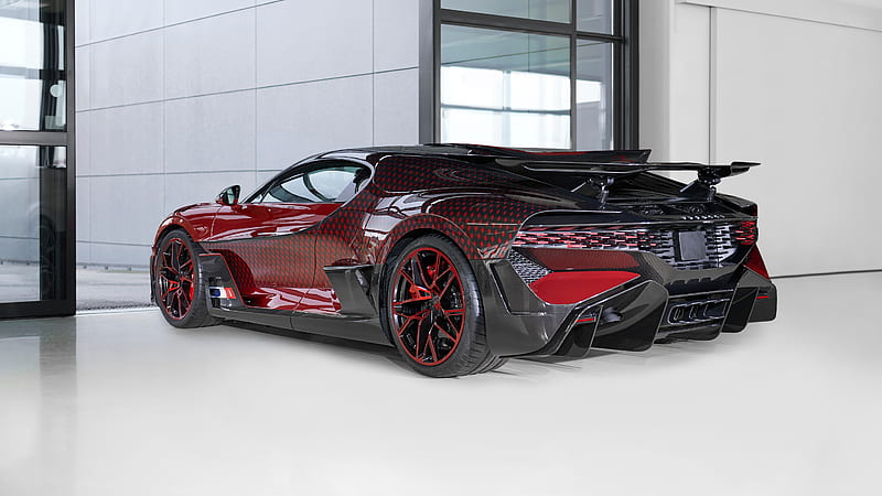 Bugatti Divo Lady Bug Red Black Car 2021 2 Cars, HD wallpaper