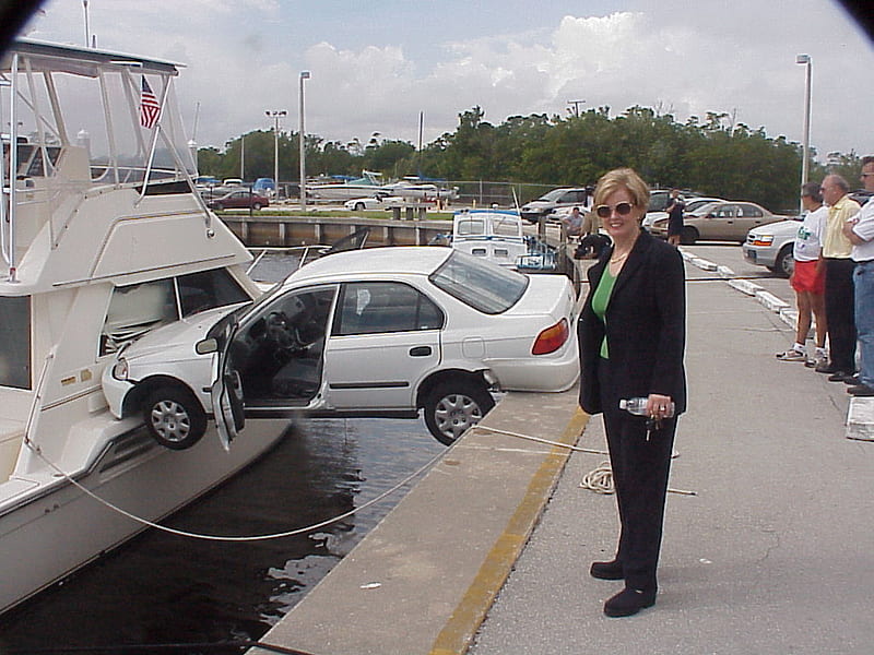 Look, I parked the car, boat, woman, car, people, HD wallpaper