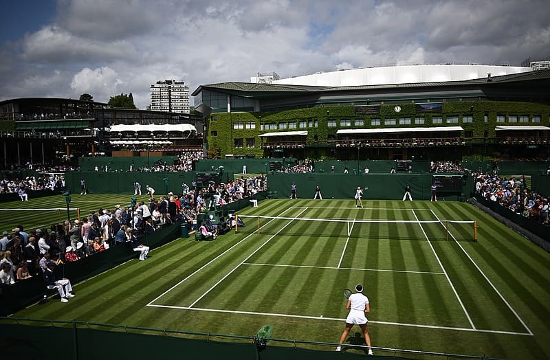 Wimbledon Tennis, grass court, layers on white, spectators, clear markings, HD wallpaper