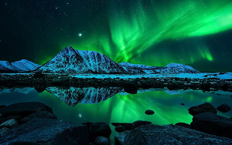 Green Aurora Borealis Reflection, stars, mountains, nature, reflection, sky, winter, lake, HD wallpaper
