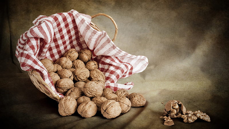 Nuts In Bamboo Basket With Cloth Walnut, HD wallpaper