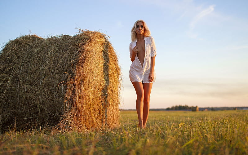 Out For A Walk . ., models, cowgirl, ranch, outdoors, women, hay bale, fashion, field, blondes, western, style, HD wallpaper