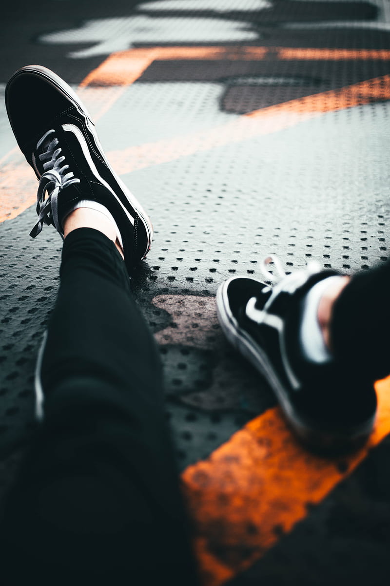 person wearing black and white nike sneakers, HD phone wallpaper