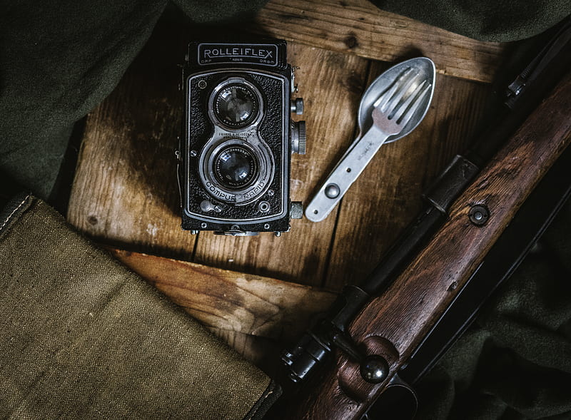black land camera beside spoon and fork, HD wallpaper