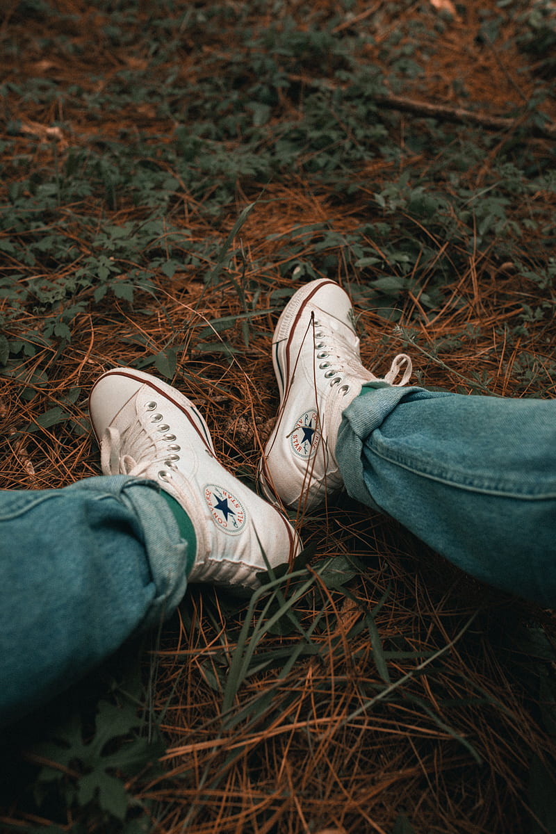 legs, sneakers, white, shoes, grass, HD phone wallpaper
