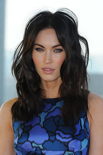 Megan Fox American actress, portrait, fashion model, brunette, beige ...