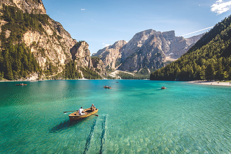 three brown wooden boat on blue lake water taken at daytime, HD wallpaper