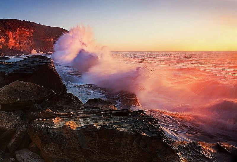 Sunset waves, rocks, cliffs, pink hue, sunset, spray, crashing waves, HD wallpaper