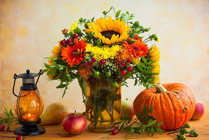 Autumn still life, autumn, bouquet, pumpkin, vase, flowers, bonito, fall, lantern, still life, sunflowers, HD wallpaper