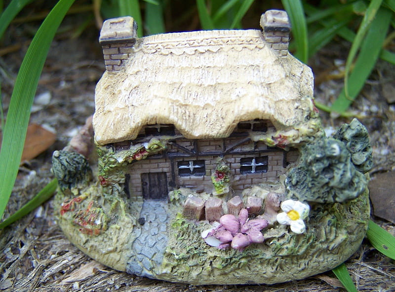 Cute Cottage, garden, cottage, ornament, HD wallpaper